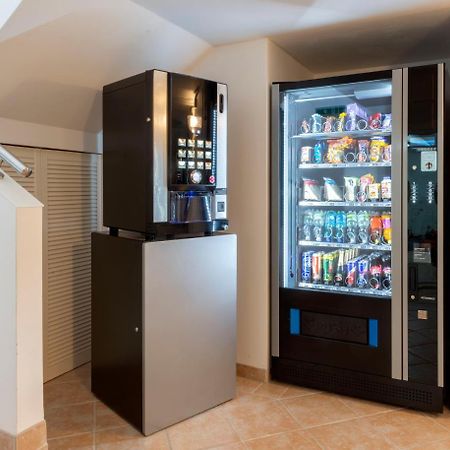 Wn Rooms Βίνερ Νόιστατ Εξωτερικό φωτογραφία