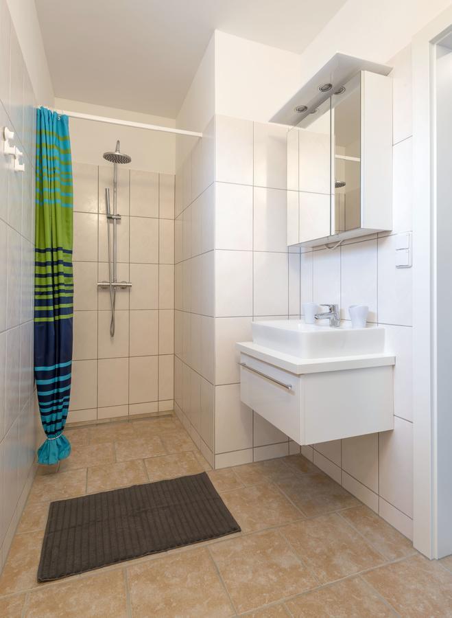 Wn Rooms Βίνερ Νόιστατ Εξωτερικό φωτογραφία