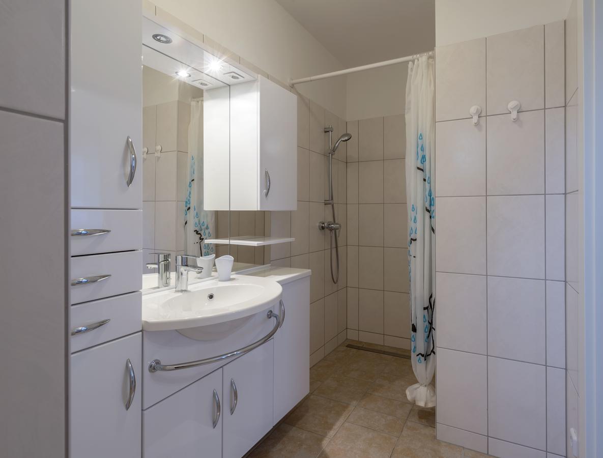 Wn Rooms Βίνερ Νόιστατ Εξωτερικό φωτογραφία
